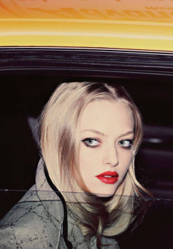 bohemea:  Amanda Seyfried by Guy Aroch 