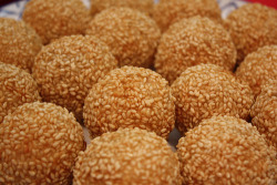 weheartasians:  Buchi. Sweet rice flour ball filled with a red