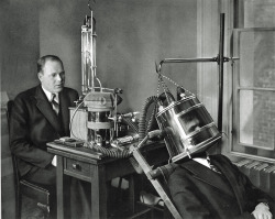 Dr. F.G. Benedict’s Latest Apparatus for Measuring Metabolism