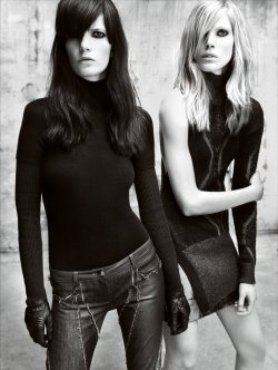 labeauteici:  Iselin Steiro, Valerija Kelava 