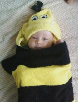 Black & Yellow!!! haha  (via yannigans)