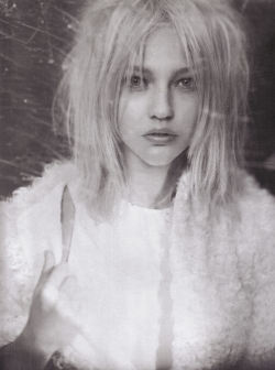 Sasha Pivovarova by Paolo Roversi for Vogue Italia October 2008