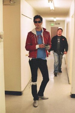 floodofporcelain:  gabe saporta takes fashion advice from william