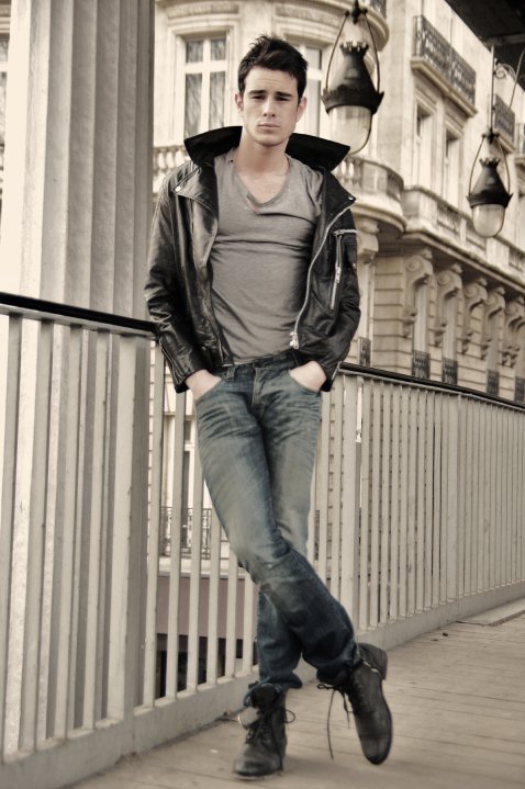 hotboysinjeans.tumblr.com/post/2390526665/