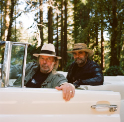 Neil Young & Daniel Lanois (2010) - Ph. Alissa Anderson