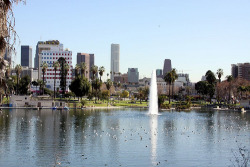 fuckyeahgeography:  MacArthur Park: Los Angeles, California Source: