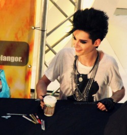 kaulitzsdoll:  springnicht:  why be so beautiful?   ♥ 