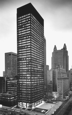 yelhsa-saywhat:  Seagram Building by Mies van der Rohe 