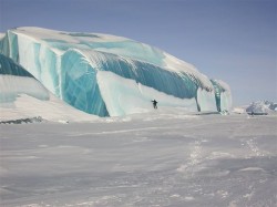 mandaflewaway:  Frozen Tsunami Waves in Antarctica  caused by