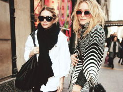 Olsen Twins.