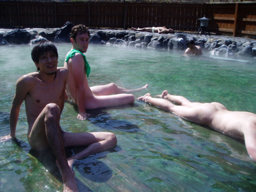 soakingspirit:  soakingspirit:  Onsen People  Kusatsu onsen, Japan. By Stevendavidsmith 