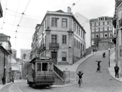 luzfosca:  Street scene in Lisbon (Lisboa) - Portugal , 1940’s
