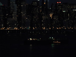 darksmoke:  Hudson River 2/15/2011 