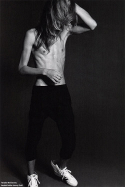 sexyguyswithlonghair:  OH MYY Eugeniy Sauchanka 