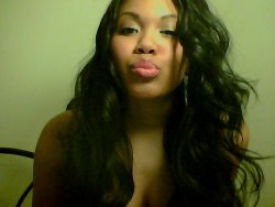 heeledhomicide:  kisses from sicky! &lt;3 