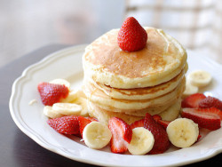 Good morning. I want pancakes now.