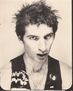 100andtwenty2:  Nicky Beat - 1977 - photo: Alice Bag 