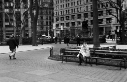 lamlux:  Morning coffee in Madison Square Park. (M6, Nokton 40 1.4,