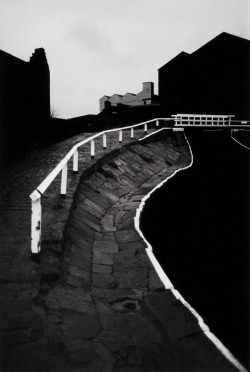 Tow path, Blackburn, Lancashire photo by Michael Kenna, 1984