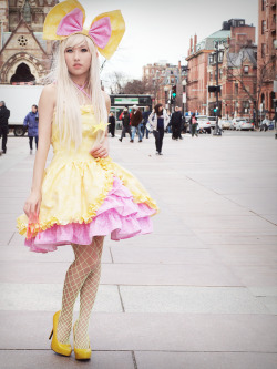 rinnieriot:  kakashiways:  This awesome outfit is for selling