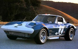 pantophobiaisatrick:  1963 Chevrolet Corvette Grand Sport - this
