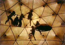 fernsandmoss:  Children Climbing on the Dome at the Aquarius