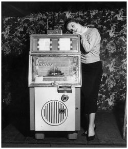 vintagemarlene:  jukebox love 