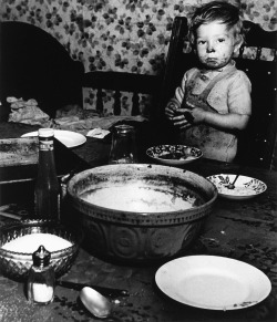 untitled photo by Bill Brandt; London, 1937