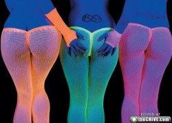 Everybody loves a nice bum, so here are three :)