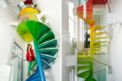homedesigning:  Fancy stair treatments 