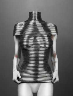  “Coiled” corset designed by Alexander McQueen, ~1999via:
