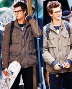 Andrew Garfield: Bambi, Serial Killer, Jewish Girl