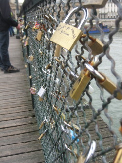 jennababyyy:   this is a bridge in Paris. you hang locks on it