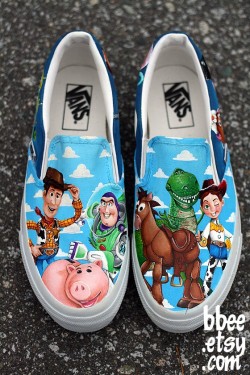 fyeahcustomvans:  toy story vans by bbee shoes on etsy. find