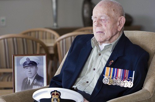 stretchedlobes:  toxicsensation:  This man died today, he may look like any other old person but he was the last remaining combat veteran of The 1st World war. He joined the navy at 14 and had a 41year military career, published his 1st book at 108 and
