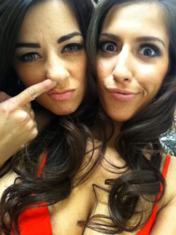 @taylorvixen and I making silly faces!