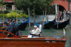 8 maggio: passaggio del Papa da Ca’ Farsetti (Venice,