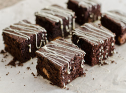 gastrogirl:  chocolate brownies with white chocolate drizzle.