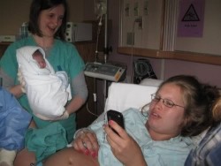 JUST GAVE BIRTH TO A BABY GIRL,. ~*~*TXT IT!!~*~*
