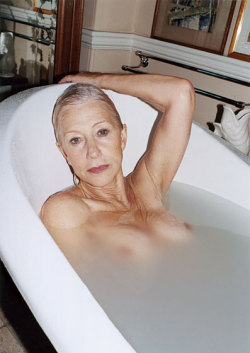 helen mirren / bath