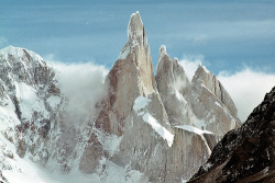 ysvoice:  | ♕ |  {photo of the day}  Cerro Torre - 3,102m,