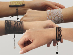 craftjunkie:  Lace Bracelets {Inspiration} You could buy these…but