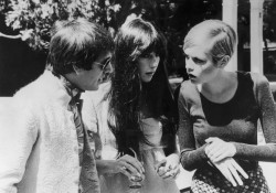 awesomepeoplehangingouttogether:  Sonny Bono, Cher and Twiggy