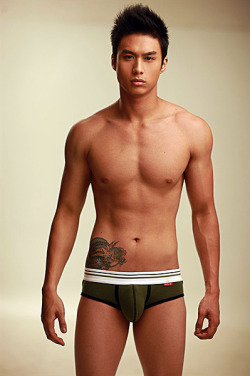 365daysofsexy:   Filipino model JIRO SHIRAKAWA  