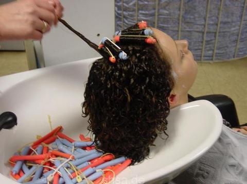 David’s hair is damaged after the perm. But the curls are really nice. Now he will turn to blonde step by step.