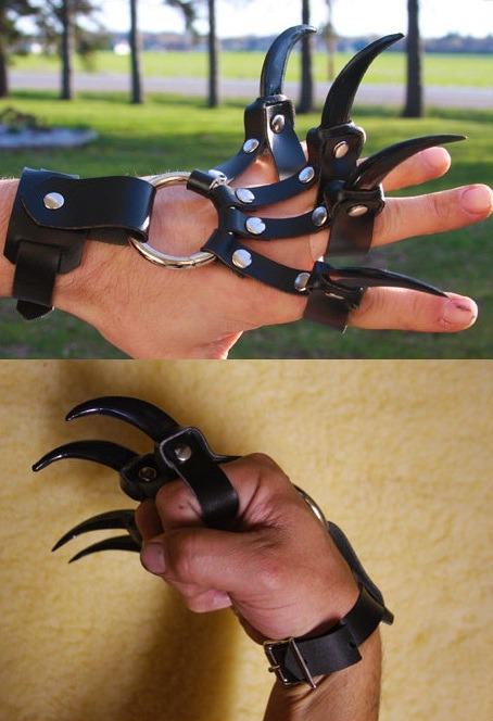 rudywolfe:  the-goggles:  misplacedmilk:  erinkyan:  o_______o GIVE ME THE THING  !!!  I’m actually gonna buy one of these soon. >o>  on my ever growing list of shit i need for no reason 