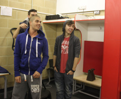 hitmeliketheskyfellonme:  thestarsc0meout:  What max is wearing,