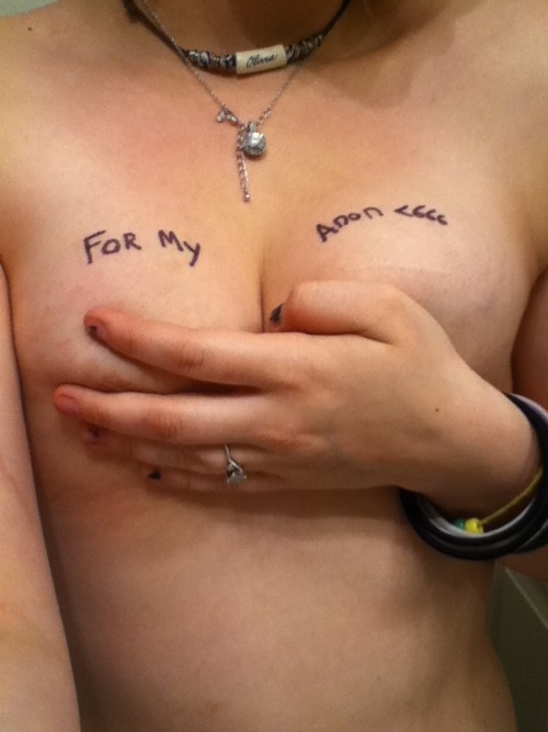 chicksdoitthemselves:  Submitted By:Â http://oliviadiamondd.tumblr.com/ I really really really love girls and tits! Love your submissions and keep submitting!  best use of a ouija board ever! :D