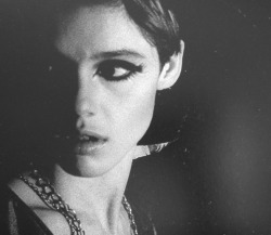 fuckyeahhotactress:  Edie Sedgwick