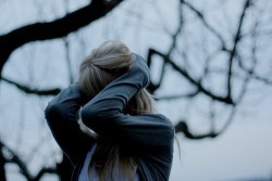 areonlypromises:  Eu quero um abraço dele, AGORA. 